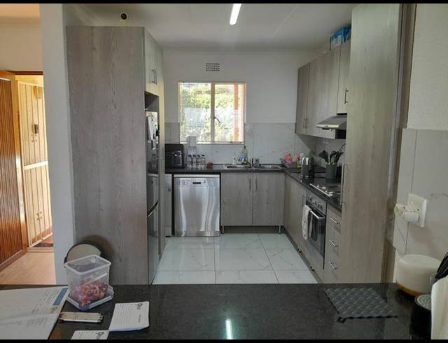 2 BEDROOM TOWNHOUSE FOR SALE IN PRIMROSE HILL